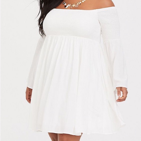 🚫SOLD🚫Torrid • mini challis off shoulder skater dress - Picture 1 of 5